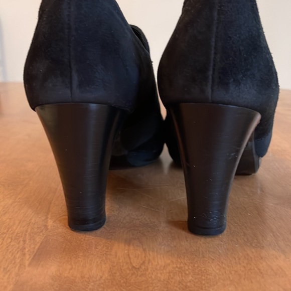 Like-New Paul Green Suede pumps US size 10 EU size 7.5 - Picture 3 of 7